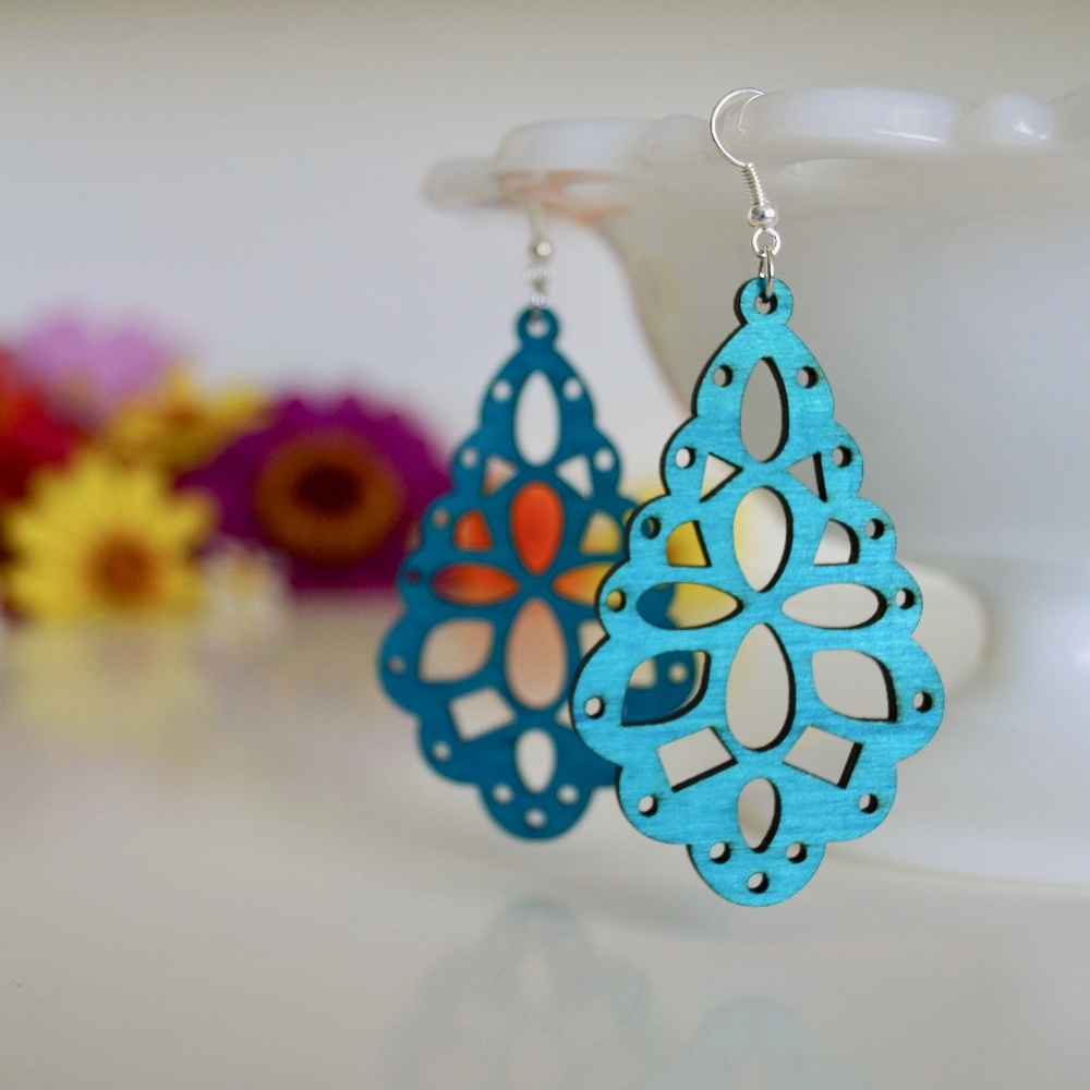 NWT Laser Cut Wooden Earrings in Turquoise - Picture 1 of 8